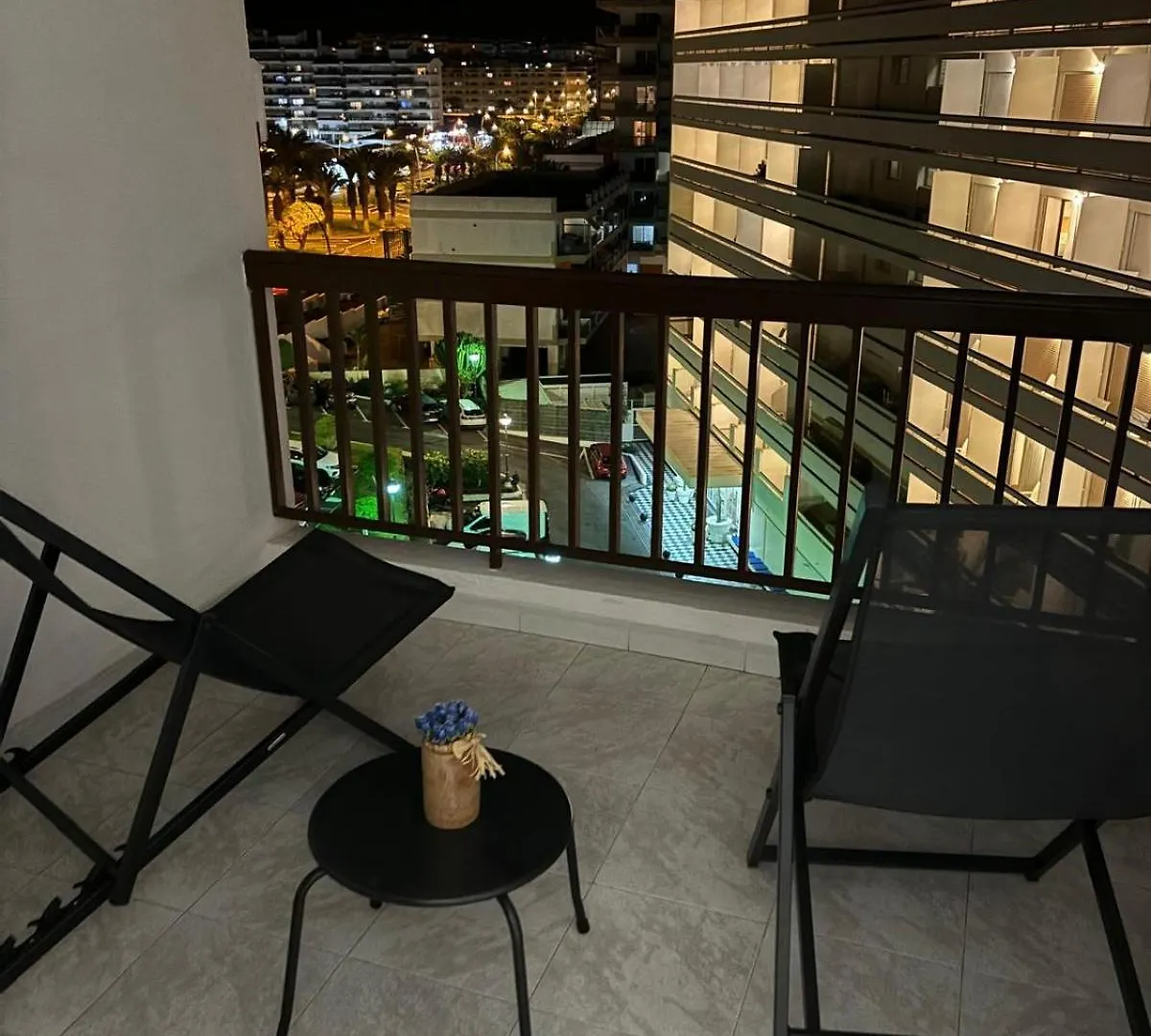 Apartamento Los Cristianos Playa Y Piscina アパート ロスクリスティアーノス